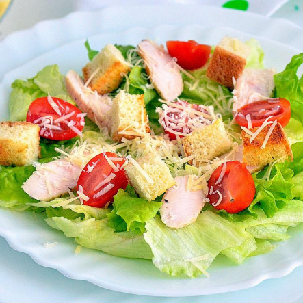 САЛАТ ЦЕЗАР З КУРКОЮ
